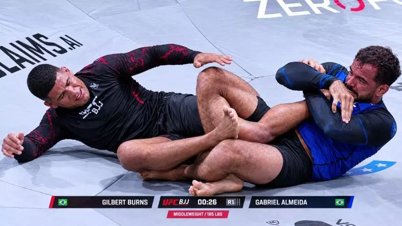 Экс-претендент на пояс UFC проиграл болевым на турнире BJJ